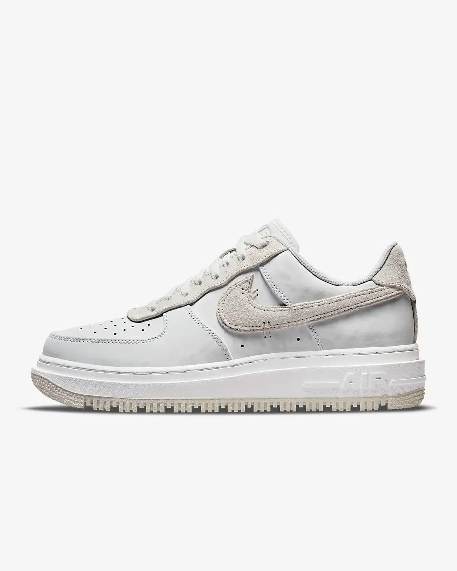 Air Force 1 Low Luxe “Summit White”