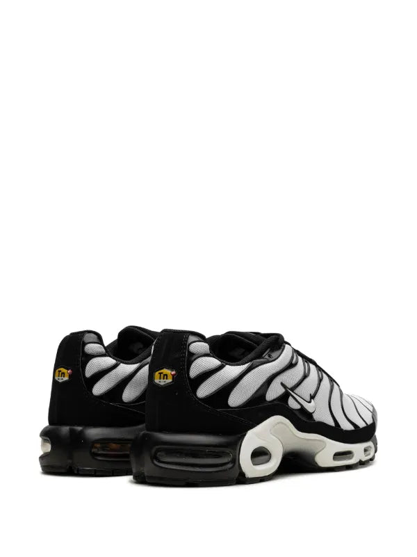 Nike Air Max Plus “Oreo”