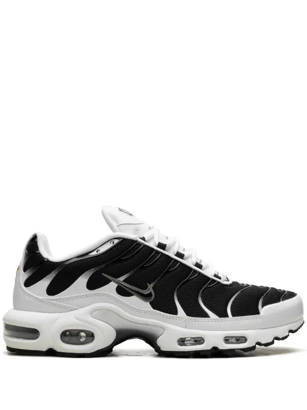 Nike Air Max Plus TN “Black/White”