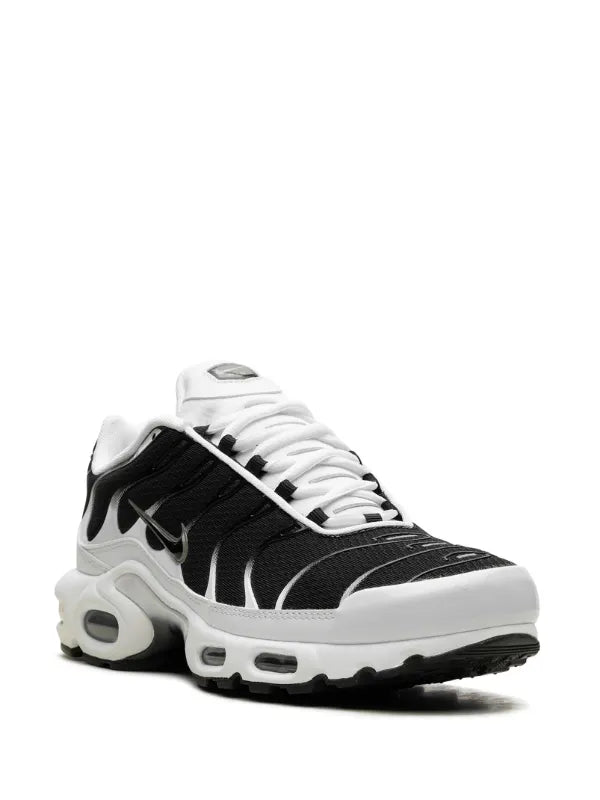 Nike Air Max Plus TN “Black/White”