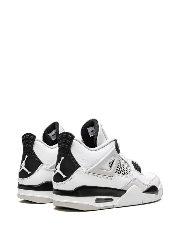 Air Jordan 4 “Military Black”