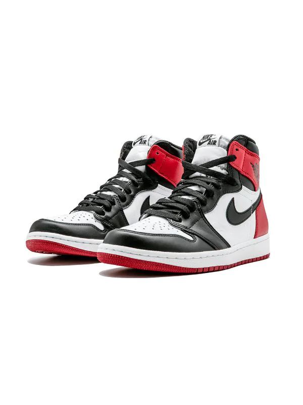 Air Jordan 1 “Black Toe”