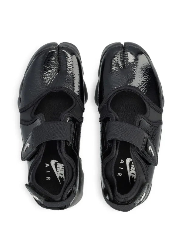 Nike Air Rift “Black”