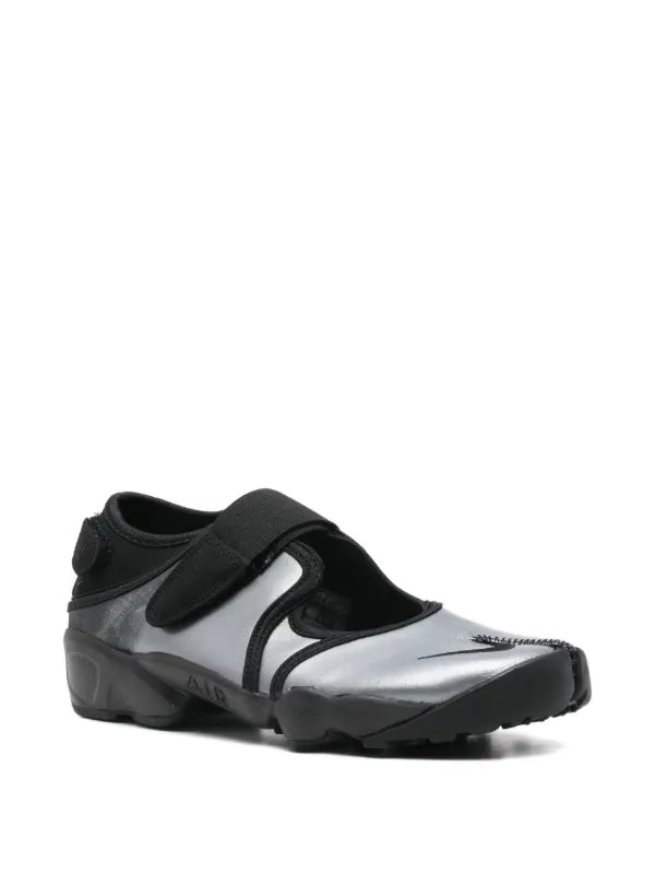 Nike Air Rift “Metallic Silver & Black”
