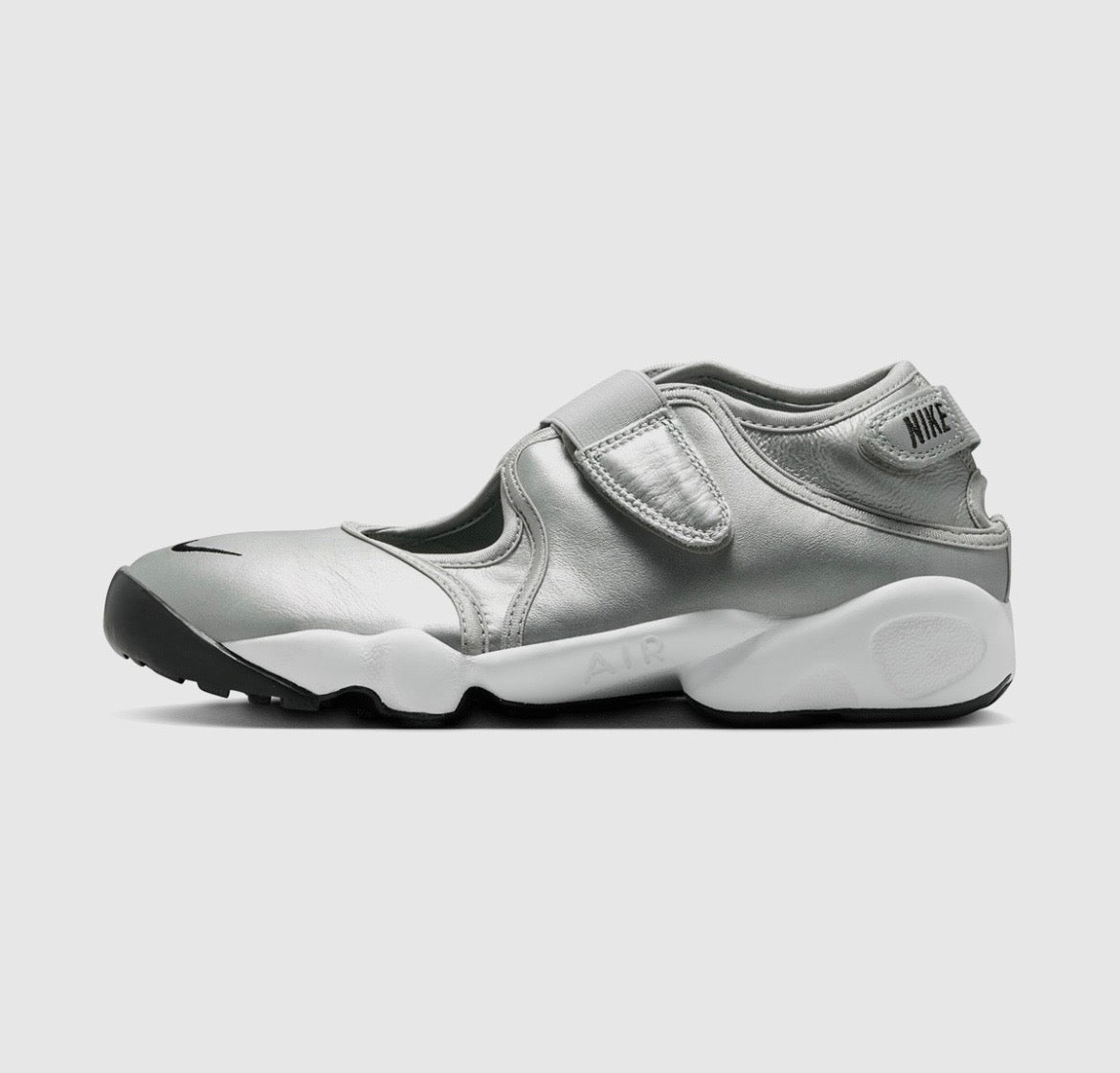 Nike Air Rift “Metallic Silver”