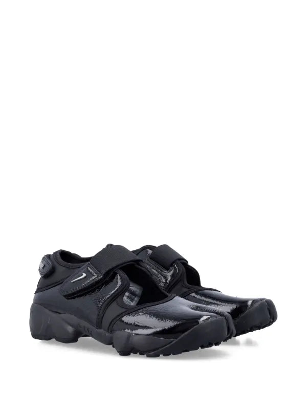 Nike Air Rift “Black”