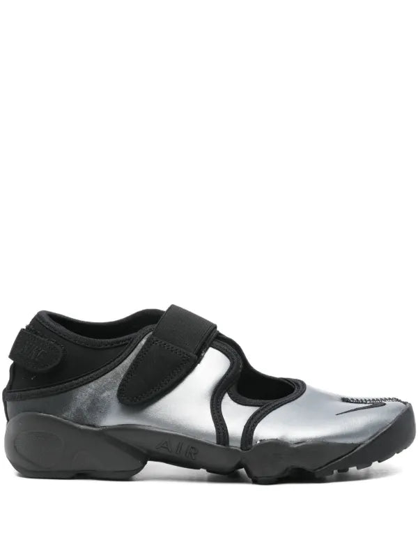 Nike Air Rift “Metallic Silver & Black”