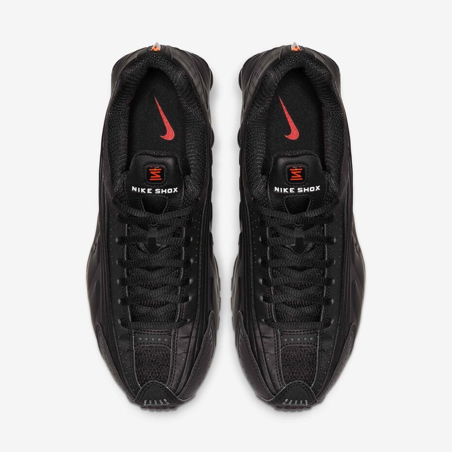 Nike Shox R4 “Black”