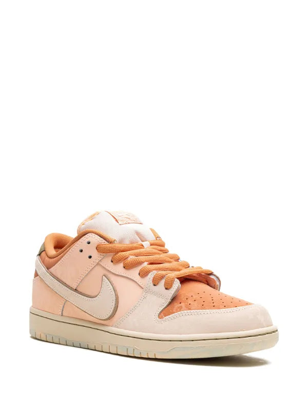 Nike SB Dunk “Trocadero Gardens”