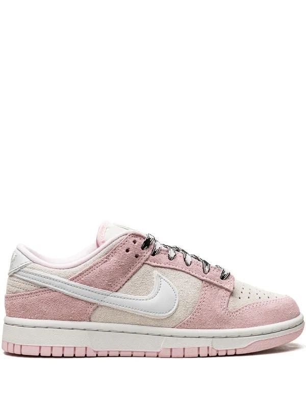 Nike Dunk “Pink Foam”