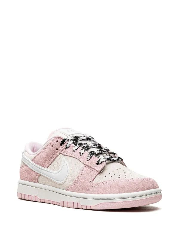 Nike Dunk “Pink Foam”