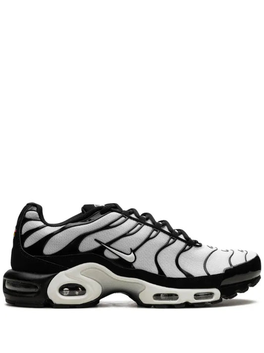 Nike Air Max Plus “Oreo”