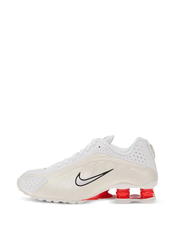 Nike Shox R4 “Picante Red”