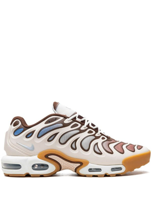 Nike Air Max Plus “Phantom/Cacao Wow”